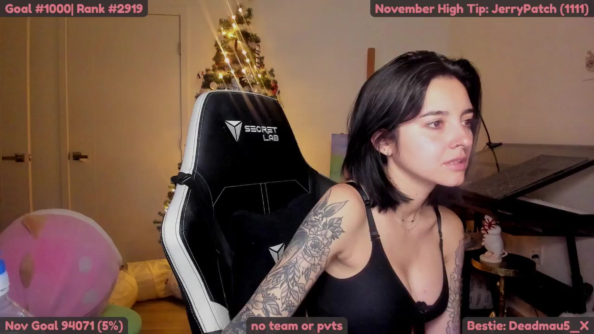 Gallery image thumbnail from Melon's myfreecams stream on, 11/25/2025, 08:47 image 19 of 20
