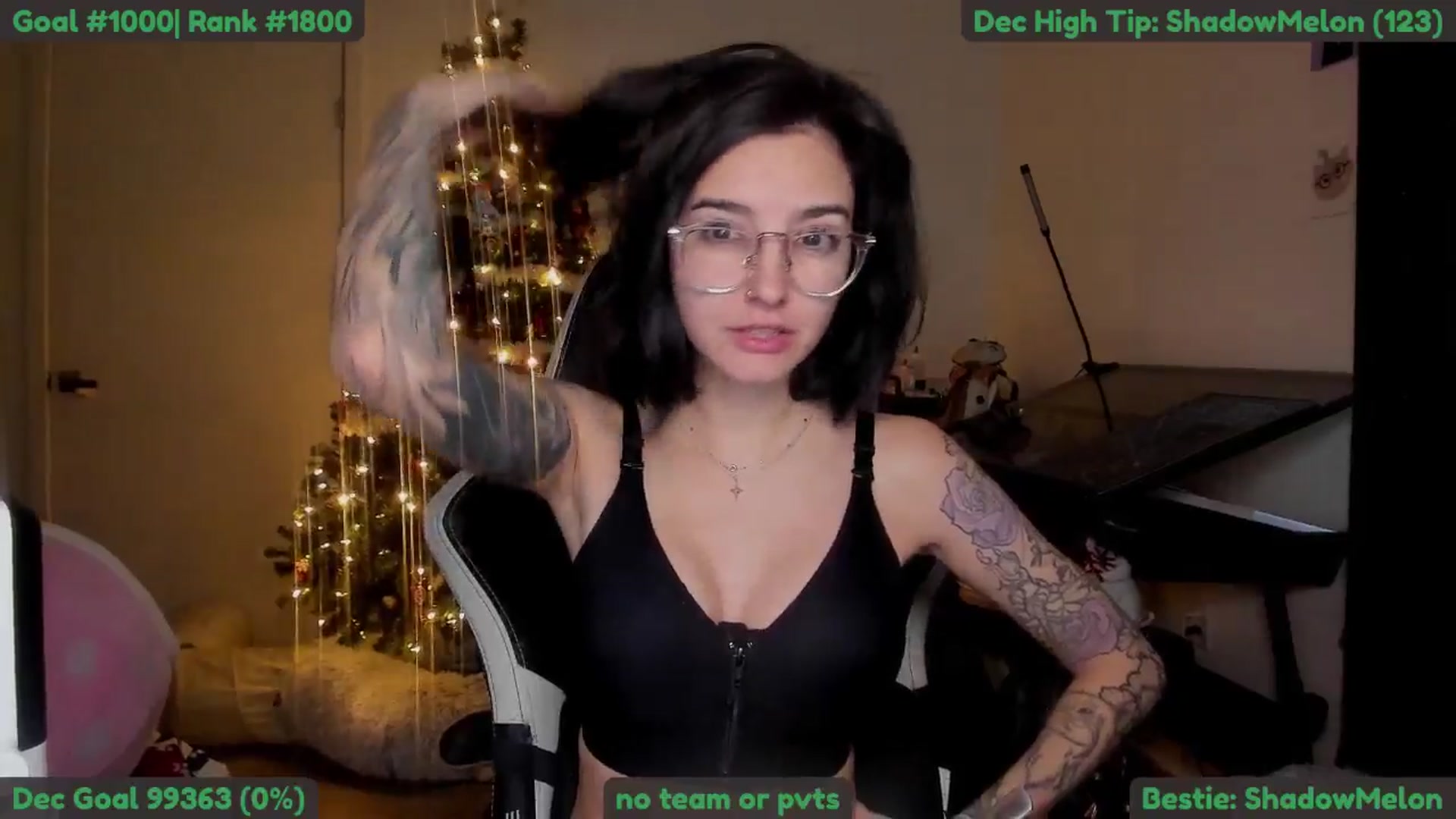 Gallery image thumbnail from Melon's myfreecams stream on, 12/03/2025, 16:02 image 10 of 20