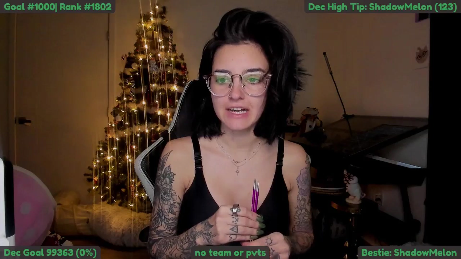 Gallery image thumbnail from Melon's myfreecams stream on, 12/03/2025, 16:02 image 12 of 20
