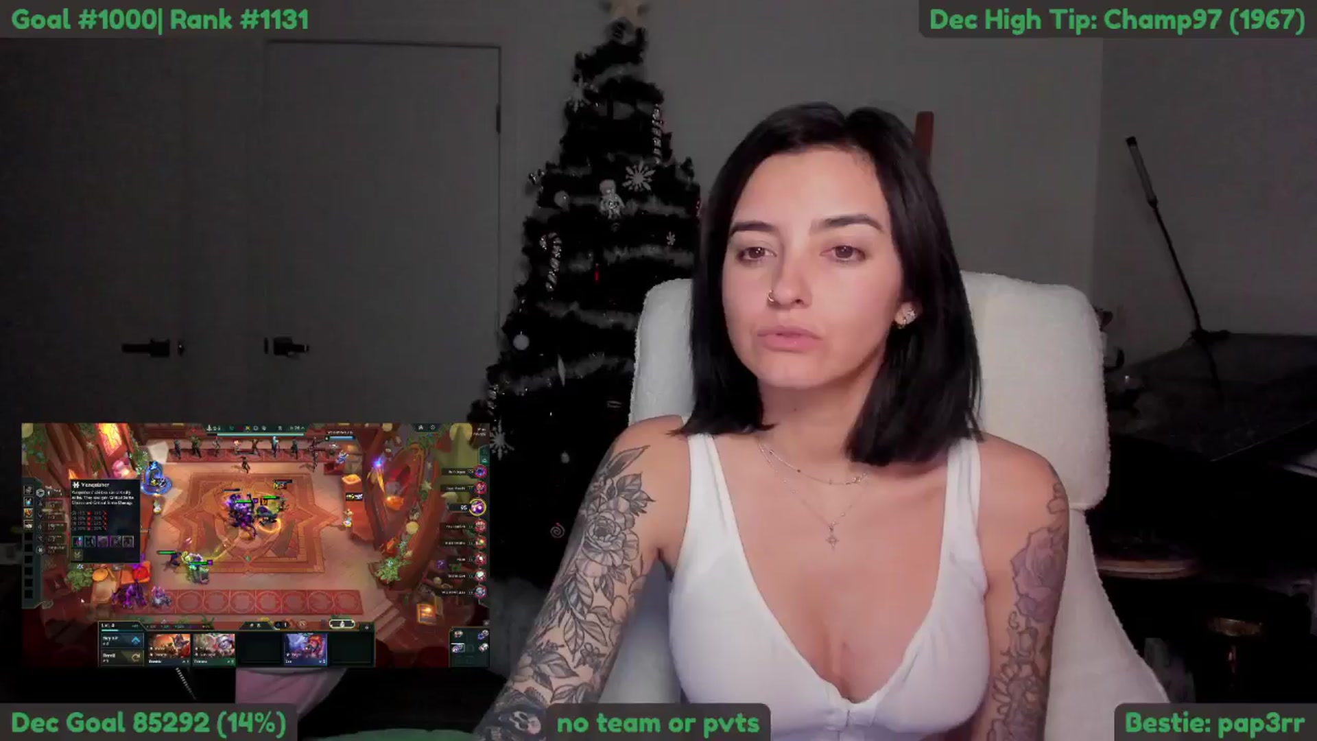 Gallery image thumbnail from Melon's myfreecams stream on, 12/18/2025, 03:11 image 9 of 20