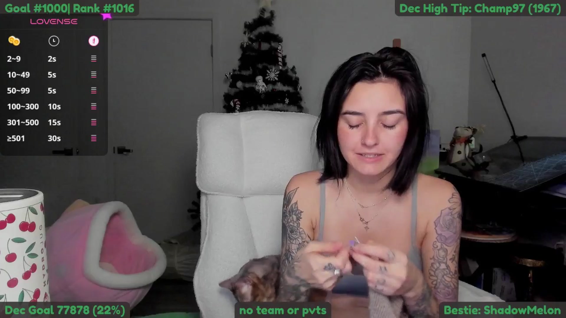 Gallery image thumbnail from Melon's myfreecams stream on, 12/20/2025, 23:01 image 3 of 20