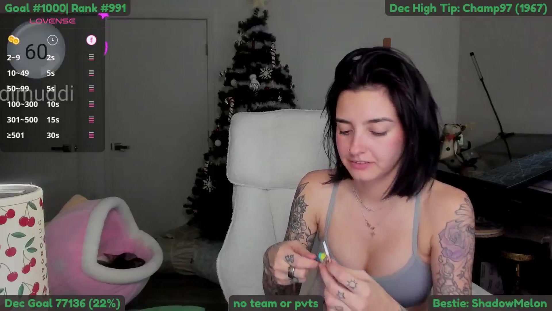 Gallery image thumbnail from Melon's myfreecams stream on, 12/20/2025, 23:01 image 12 of 20