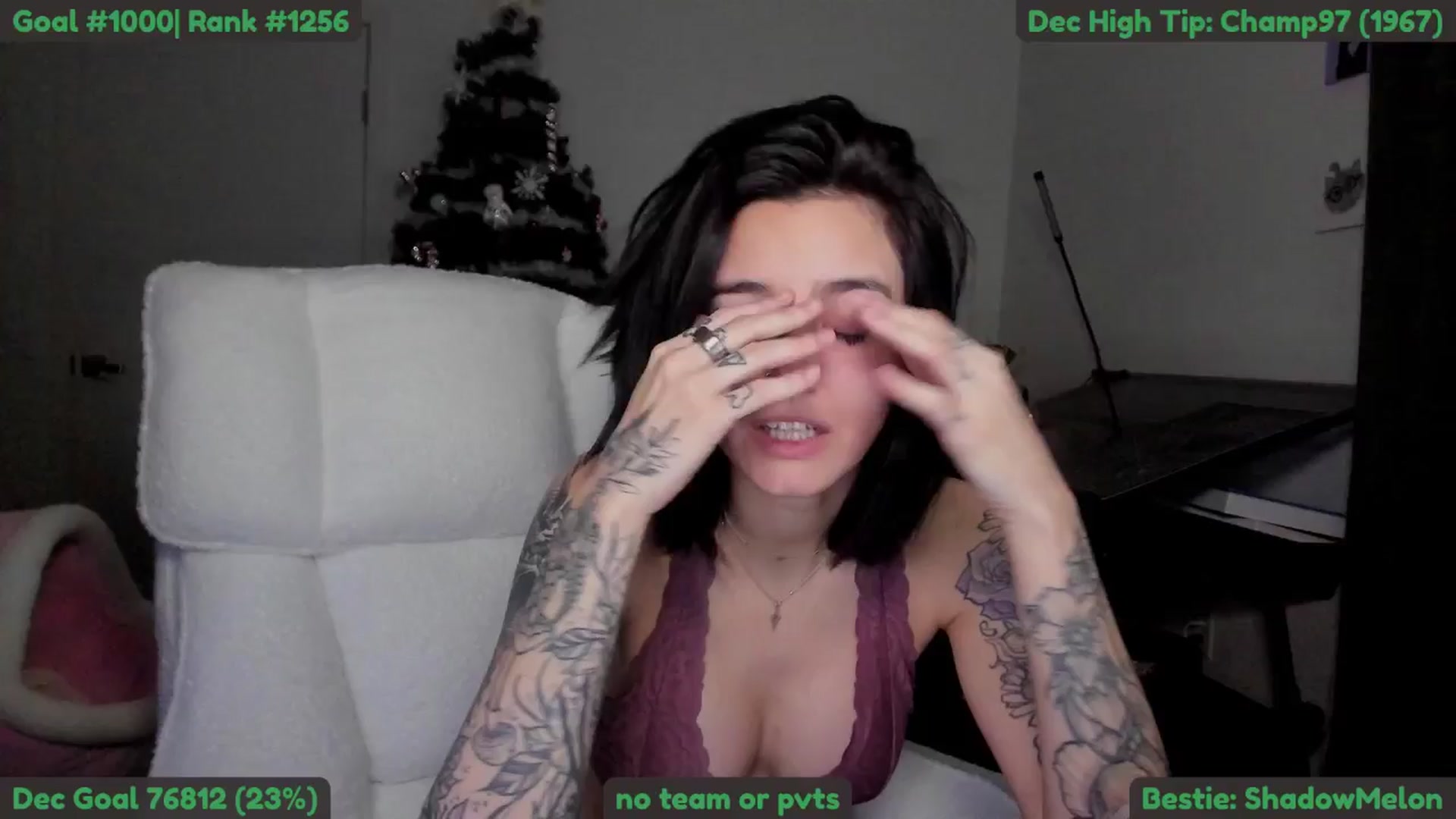 Gallery image thumbnail from Melon's myfreecams stream on, 12/27/2025, 03:22 image 3 of 20