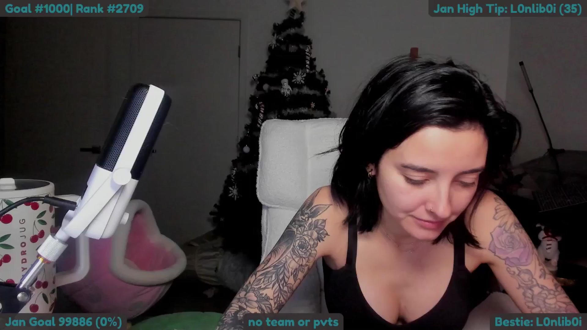 Gallery image thumbnail from Melon's myfreecams stream on, 01/03/2026, 03:43 image 2 of 20