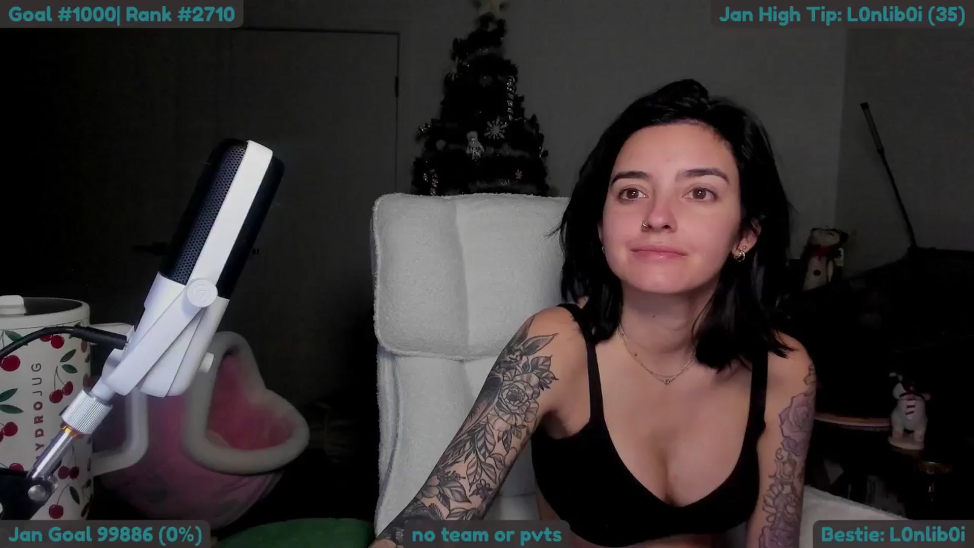 Gallery image thumbnail from Melon's myfreecams stream on, 01/03/2026, 03:43 image 3 of 20