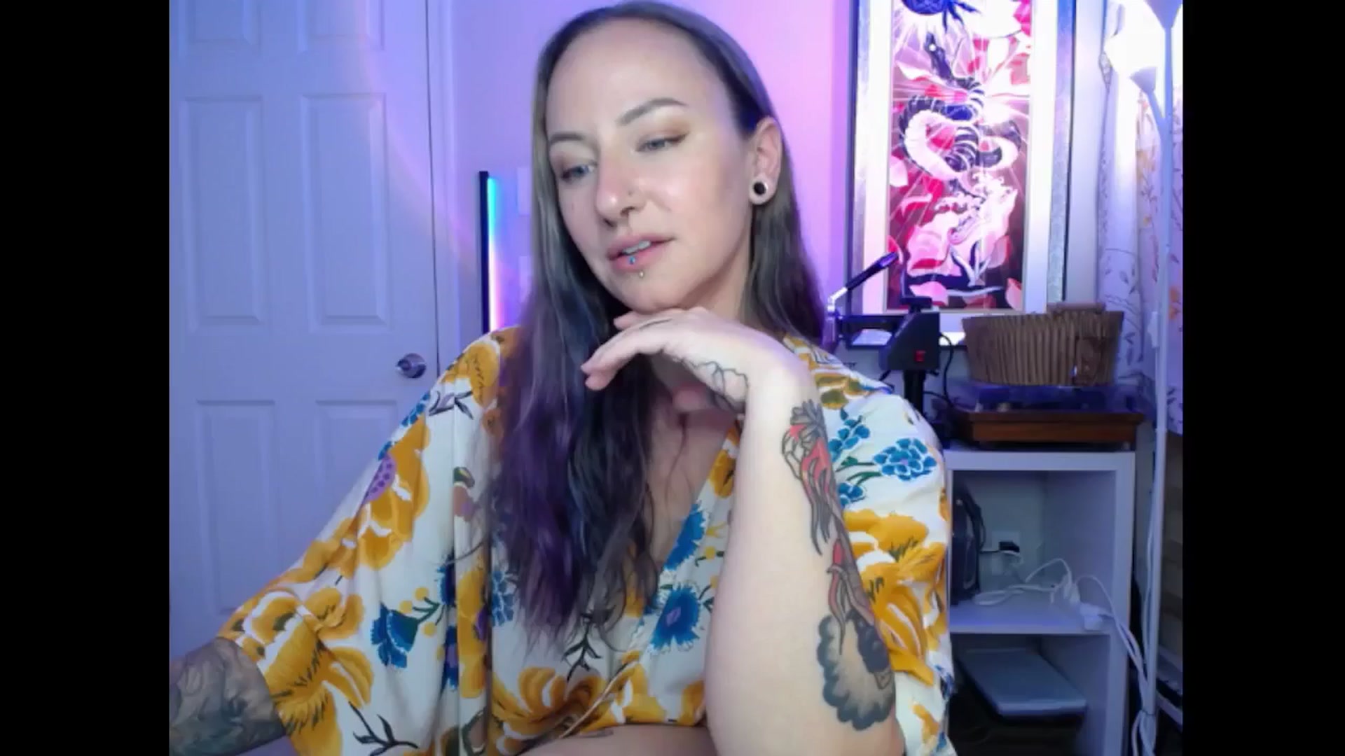 Gallery image thumbnail from MeowMaya's myfreecams stream on, 06/28/2024, 17:57 image 15 of 20