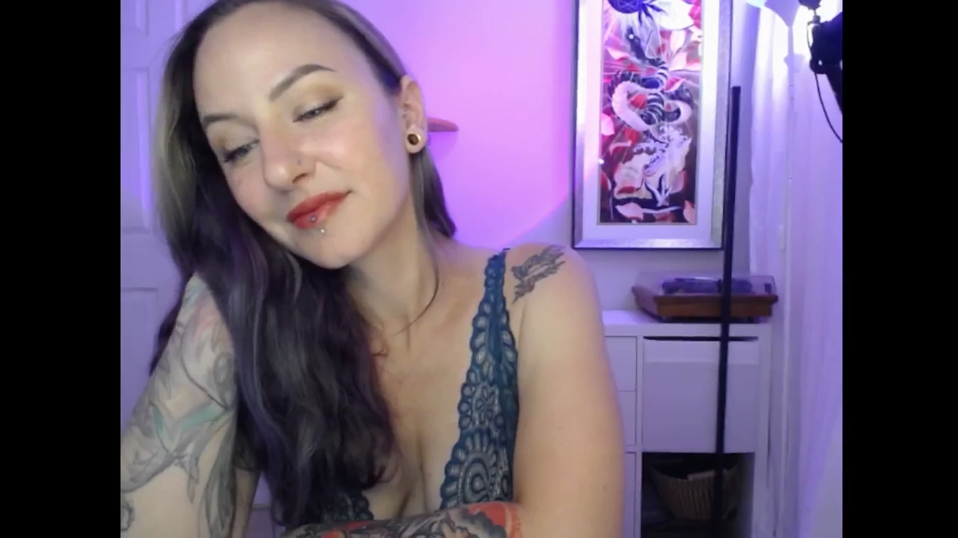 Gallery image thumbnail from MeowMaya's myfreecams stream on, 07/15/2024, 19:11 image 8 of 20