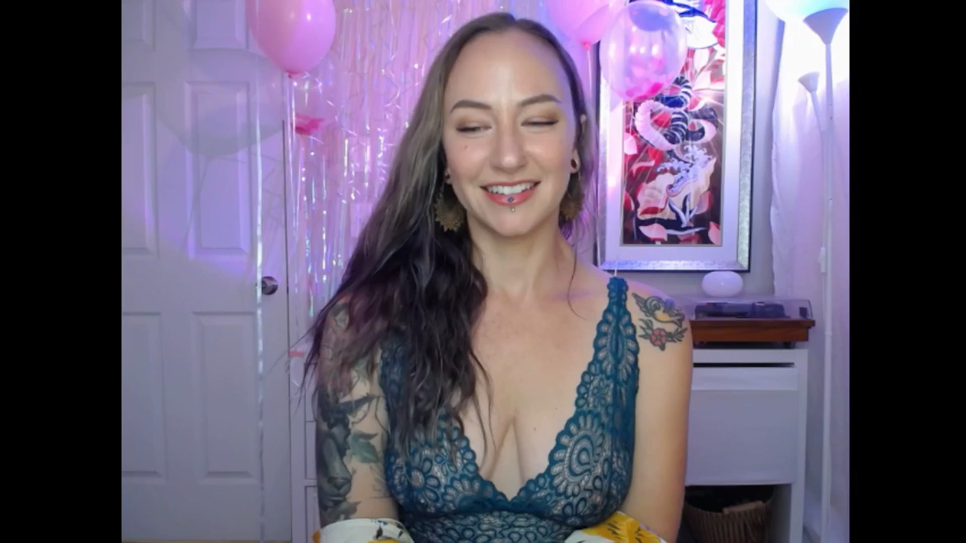 Gallery image thumbnail from MeowMaya's myfreecams stream on, 07/24/2024, 17:52 image 19 of 20
