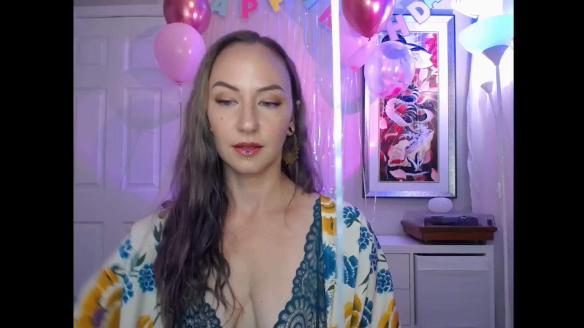 Gallery image thumbnail from MeowMaya's myfreecams stream on, 07/24/2024, 17:52 image 4 of 20