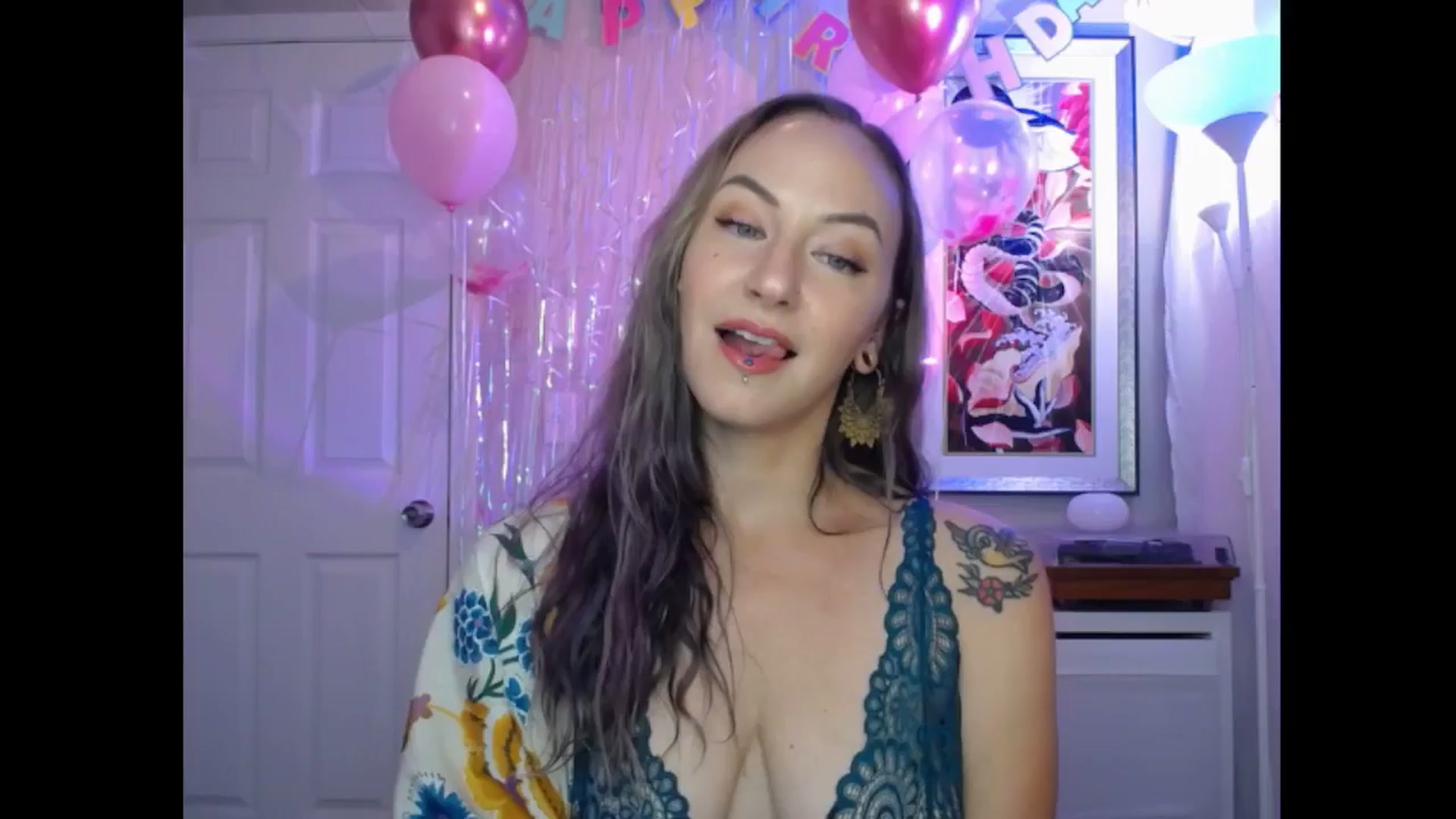 Gallery image thumbnail from MeowMaya's myfreecams stream on, 07/24/2024, 17:52 image 12 of 20