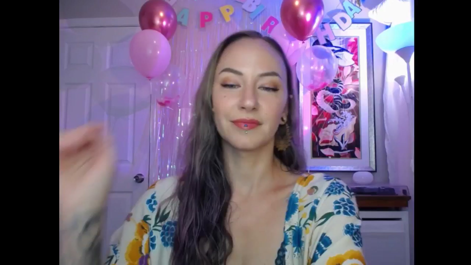 Gallery image thumbnail from MeowMaya's myfreecams stream on, 07/24/2024, 17:52 image 2 of 20