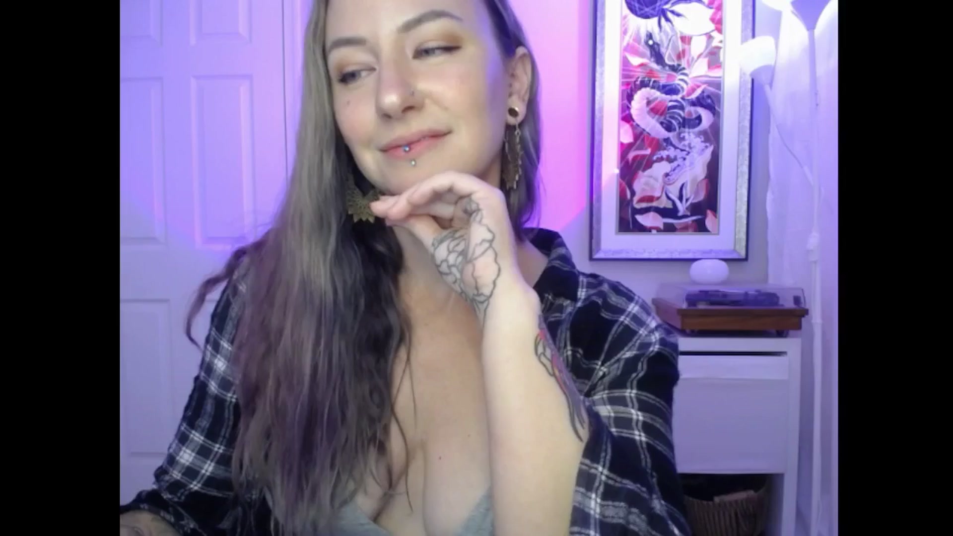 Gallery image thumbnail from MeowMaya's myfreecams stream on, 08/05/2024, 19:57 image 12 of 20