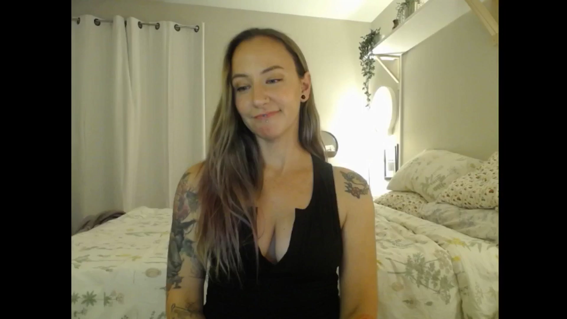 Gallery image thumbnail from MeowMaya's myfreecams stream on, 08/16/2024, 01:01 image 12 of 20