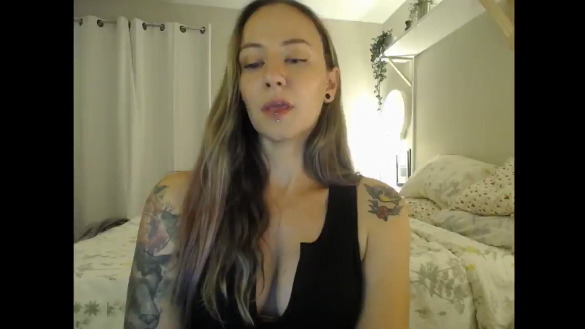 Gallery image thumbnail from MeowMaya's myfreecams stream on, 08/16/2024, 01:01 image 20 of 20