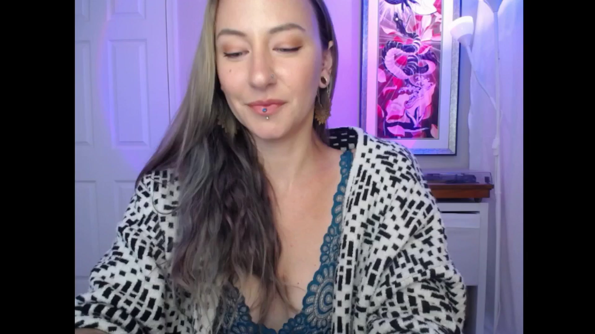 Gallery image thumbnail from MeowMaya's myfreecams stream on, 08/26/2024, 16:19 image 7 of 20