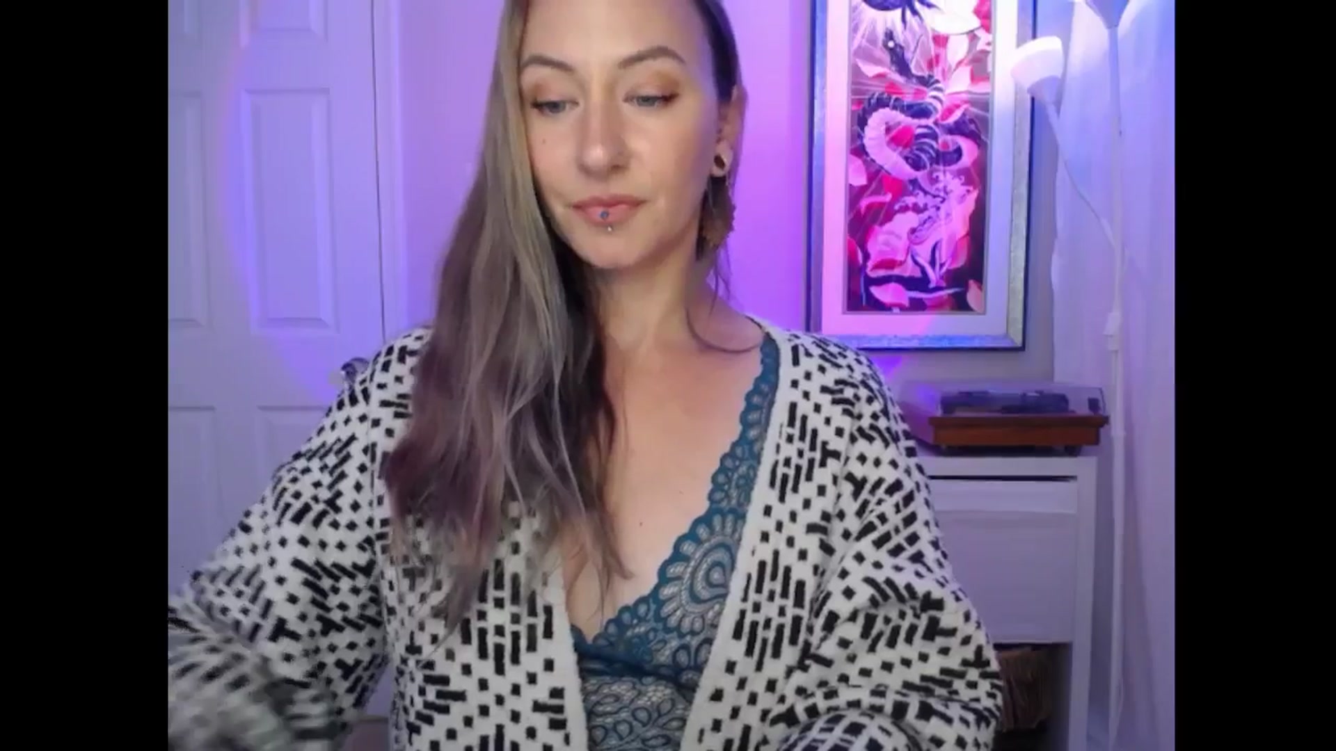Gallery image thumbnail from MeowMaya's myfreecams stream on, 08/26/2024, 16:19 image 10 of 20