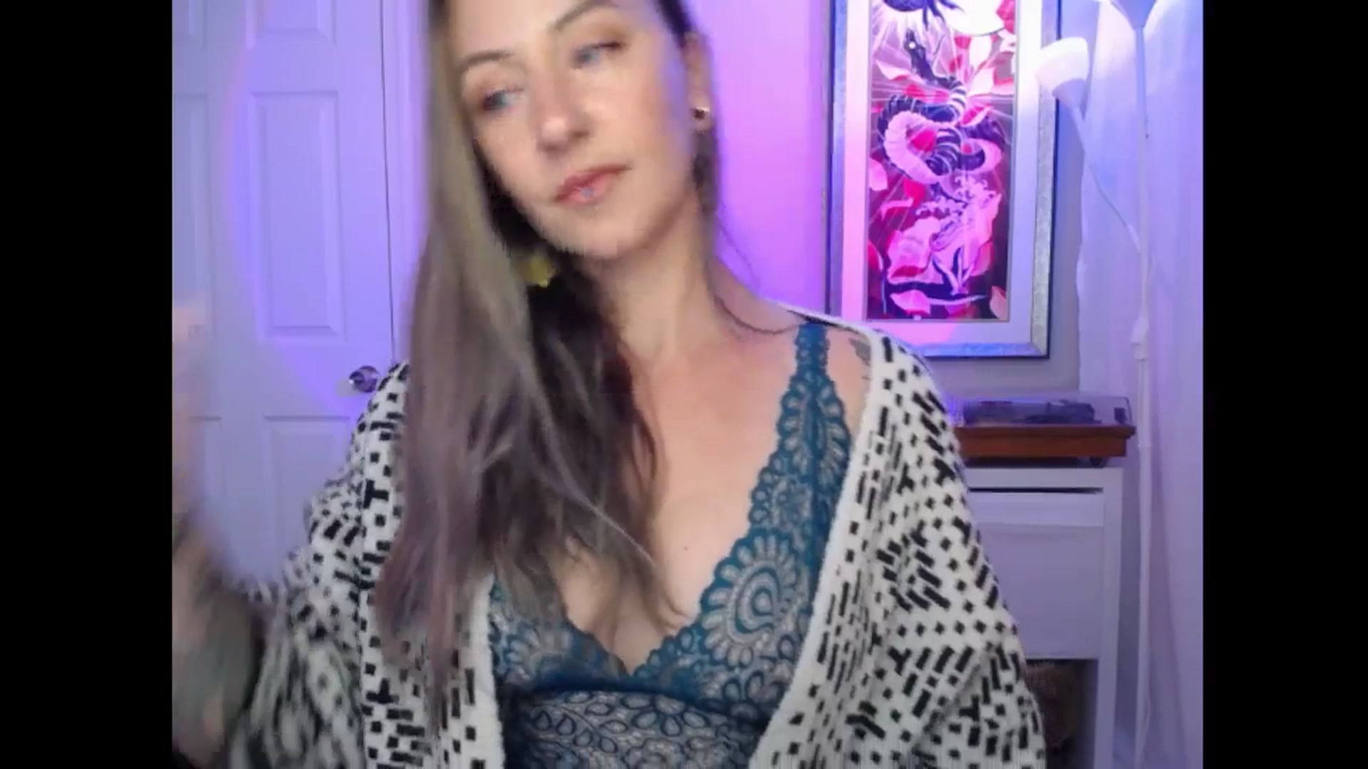 Gallery image thumbnail from MeowMaya's myfreecams stream on, 08/26/2024, 16:19 image 9 of 20
