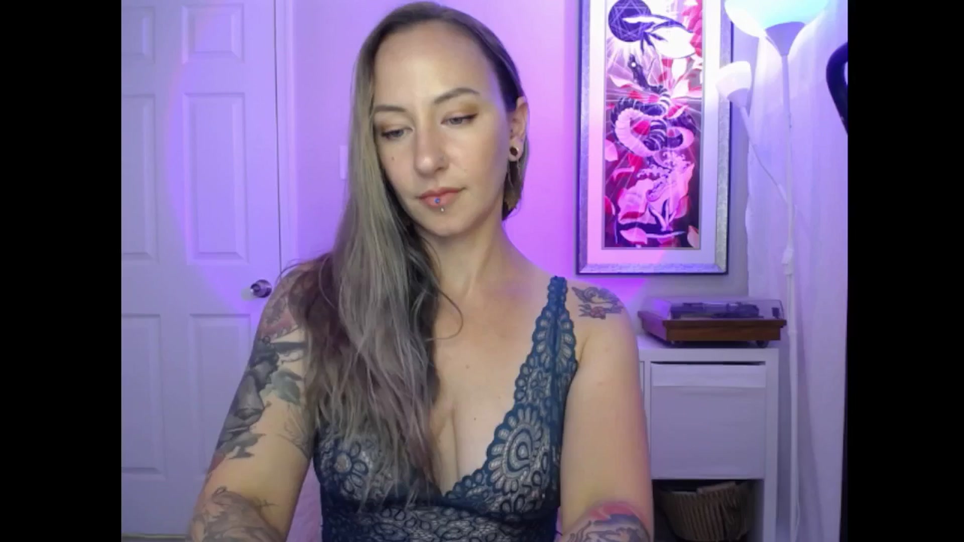 Gallery image thumbnail from MeowMaya's myfreecams stream on, 08/26/2024, 16:55 image 18 of 20