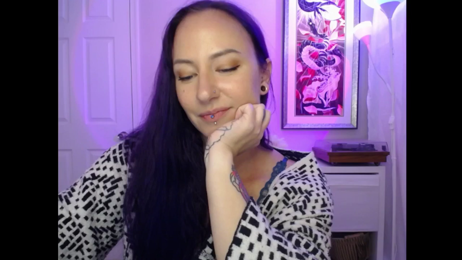Gallery image thumbnail from MeowMaya's myfreecams stream on, 09/09/2024, 19:26 image 18 of 20