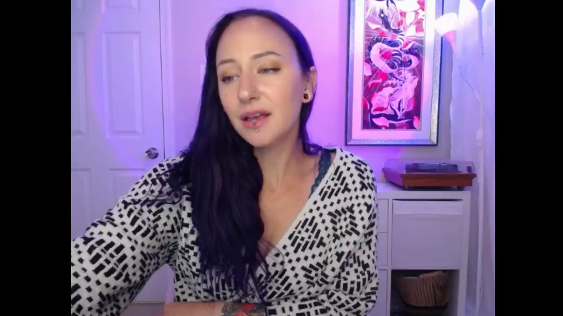 Gallery image thumbnail from MeowMaya's myfreecams stream on, 09/09/2024, 20:49 image 1 of 20