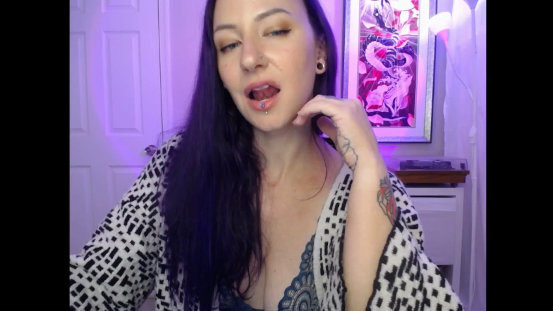 Gallery image thumbnail from MeowMaya's myfreecams stream on, 09/09/2024, 20:49 image 12 of 20
