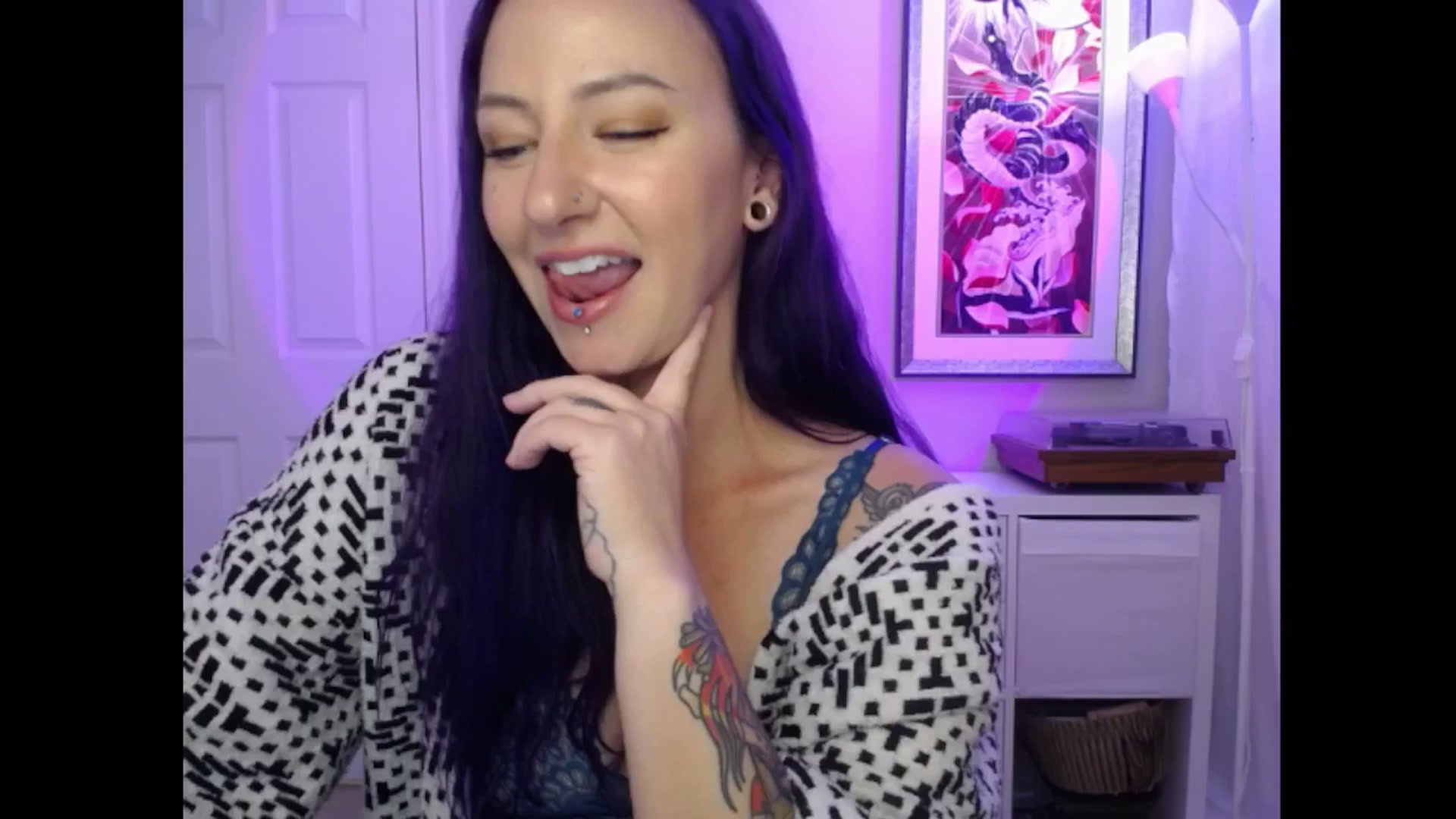 Gallery image thumbnail from MeowMaya's myfreecams stream on, 09/09/2024, 20:49 image 7 of 20