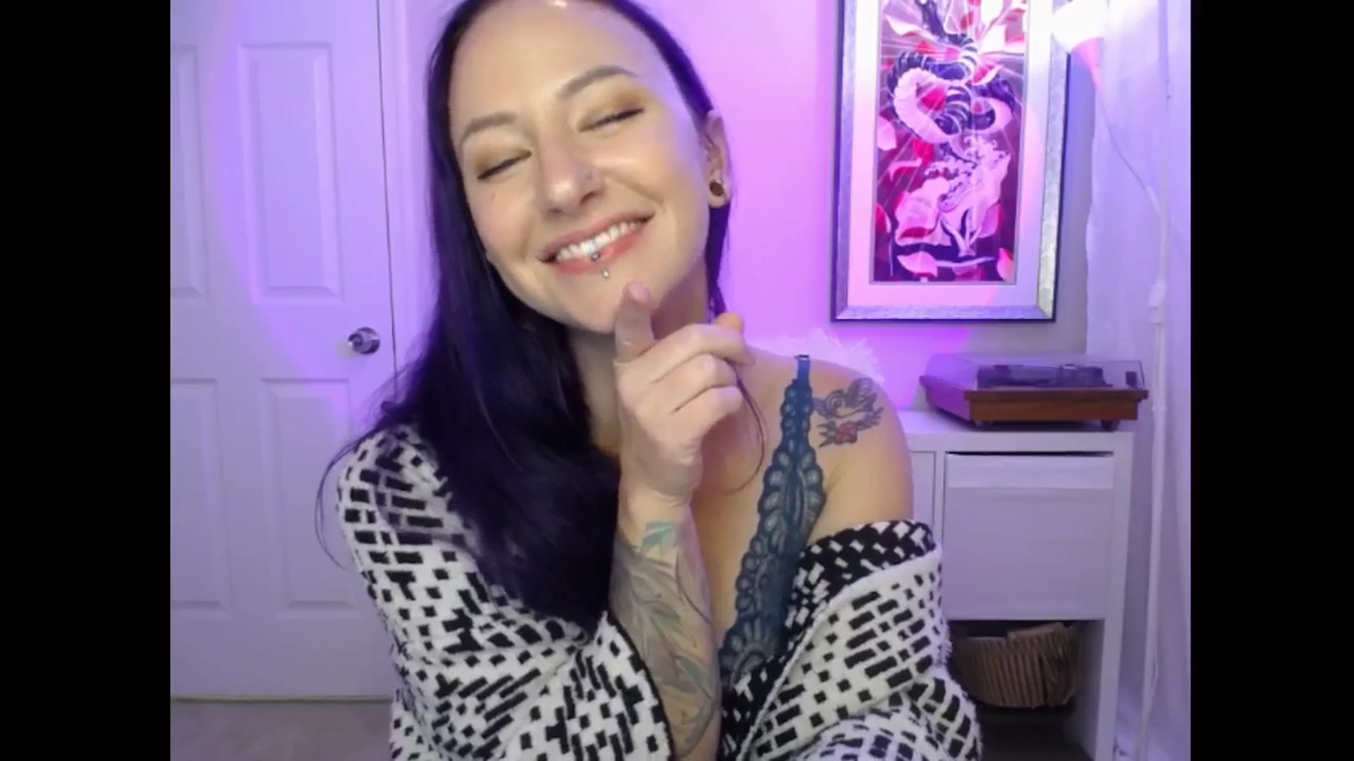 Gallery image thumbnail from MeowMaya's myfreecams stream on, 09/09/2024, 20:49 image 20 of 20