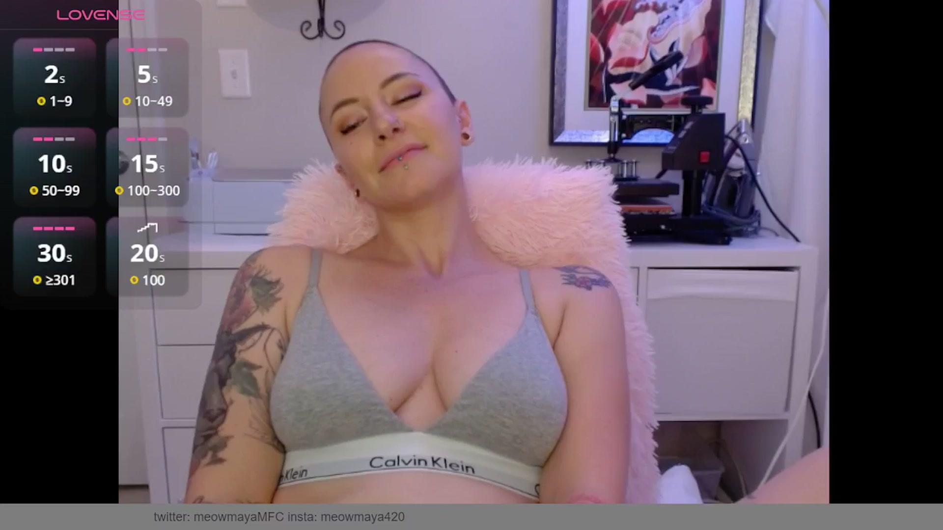 Gallery image thumbnail from MeowMaya's myfreecams stream on, 11/18/2024, 18:40 image 19 of 20