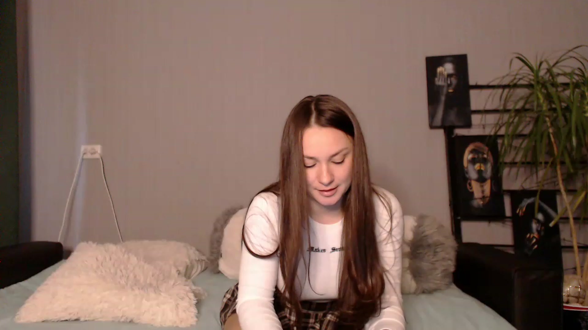 Gallery image thumbnail from MeowNicole's myfreecams stream on, 12/27/2022, 09:01 image 14 of 20