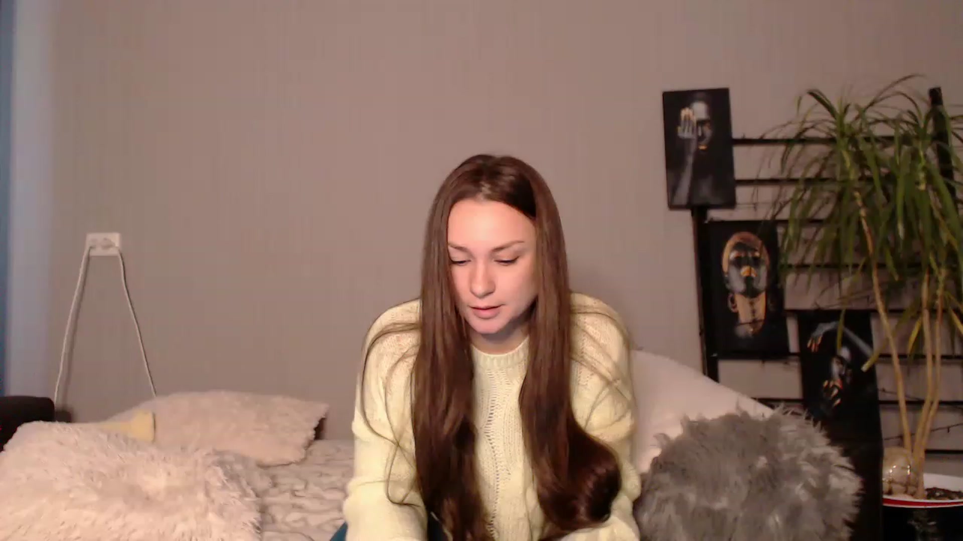 Gallery image thumbnail from MeowNicole's myfreecams stream on, 12/29/2022, 09:01 image 16 of 20