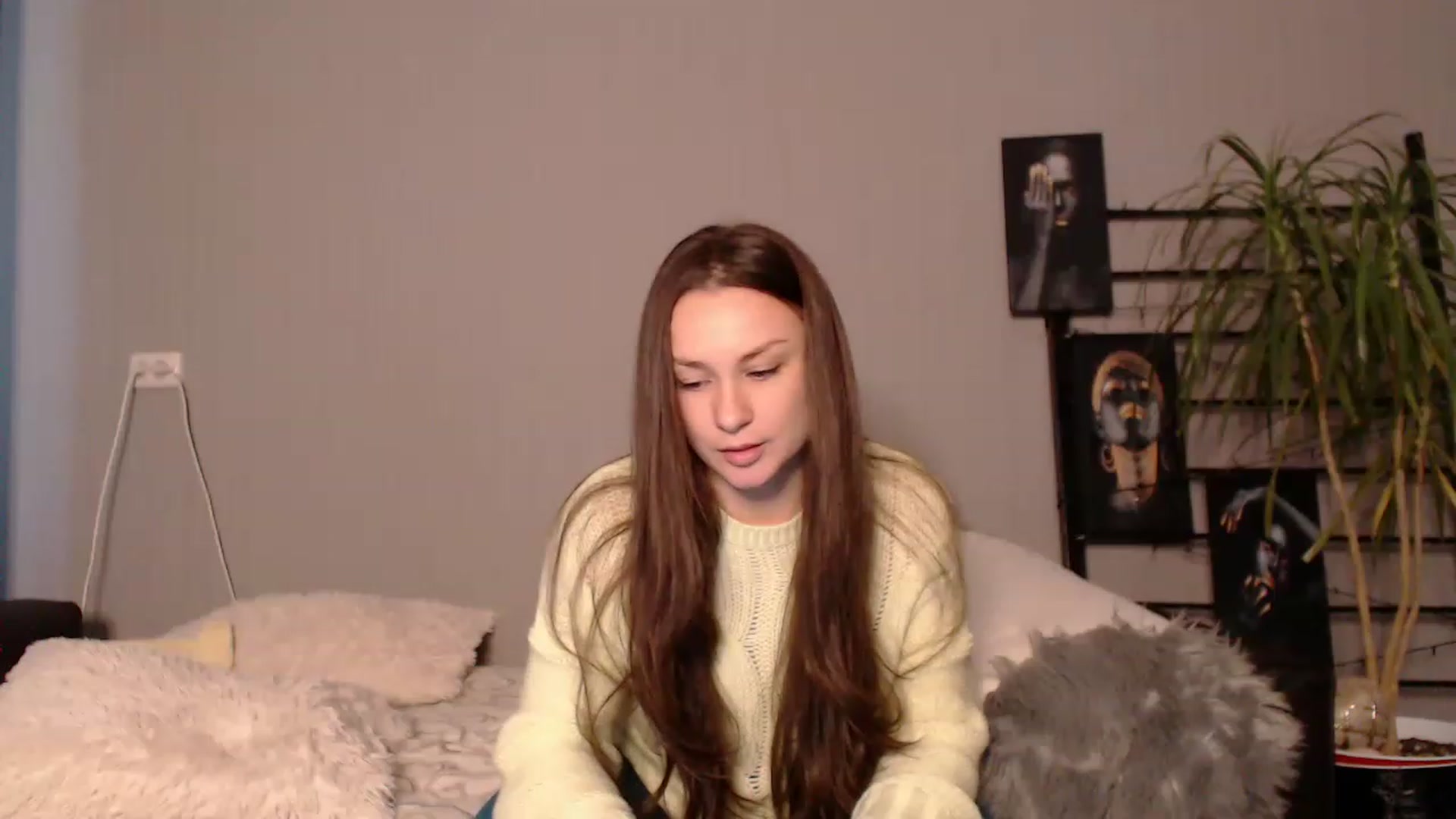 Gallery image thumbnail from MeowNicole's myfreecams stream on, 12/29/2022, 09:01 image 12 of 20