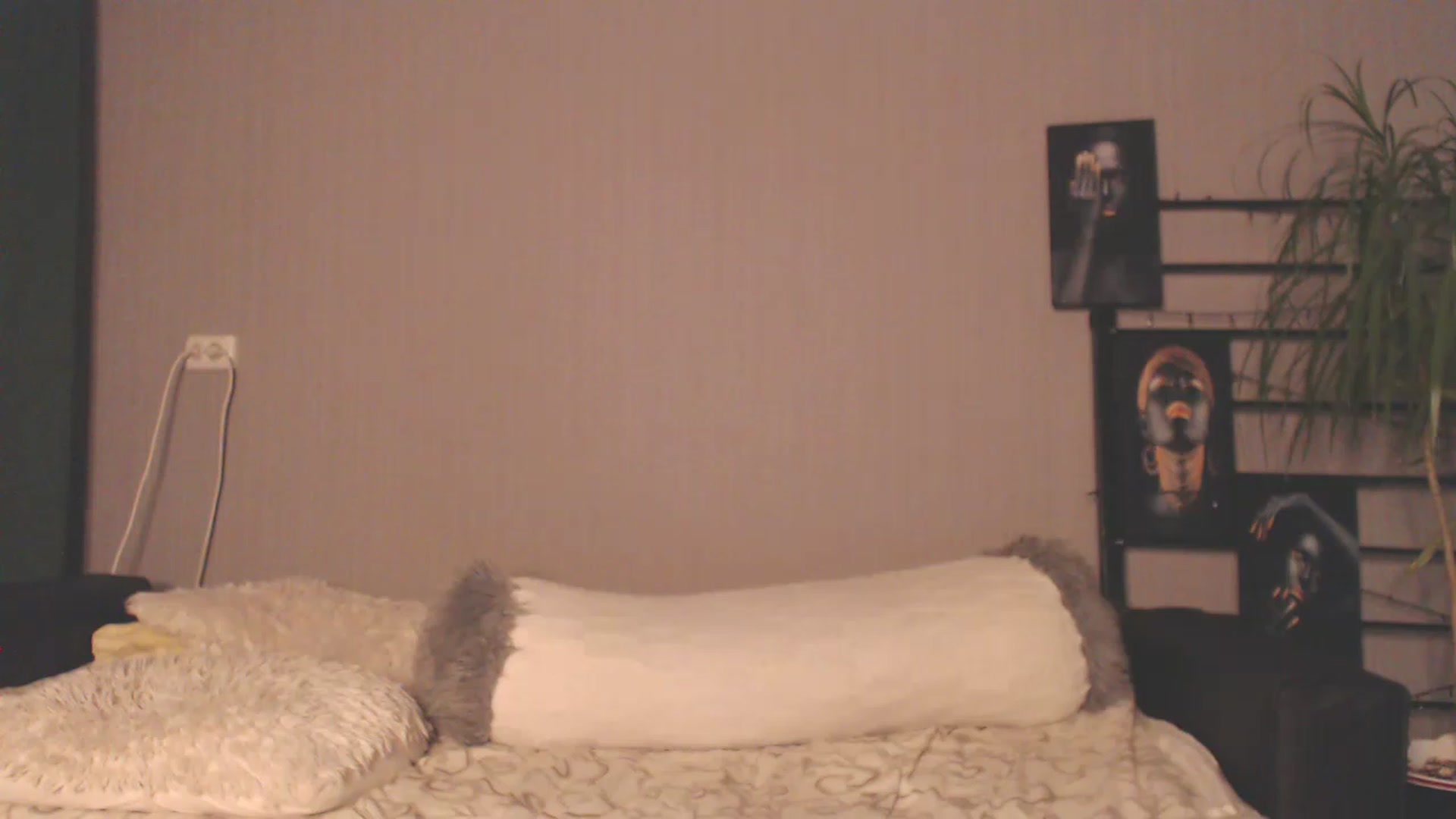 Gallery image thumbnail from MeowNicole's myfreecams stream on, 06/25/2023, 18:21 image 19 of 20
