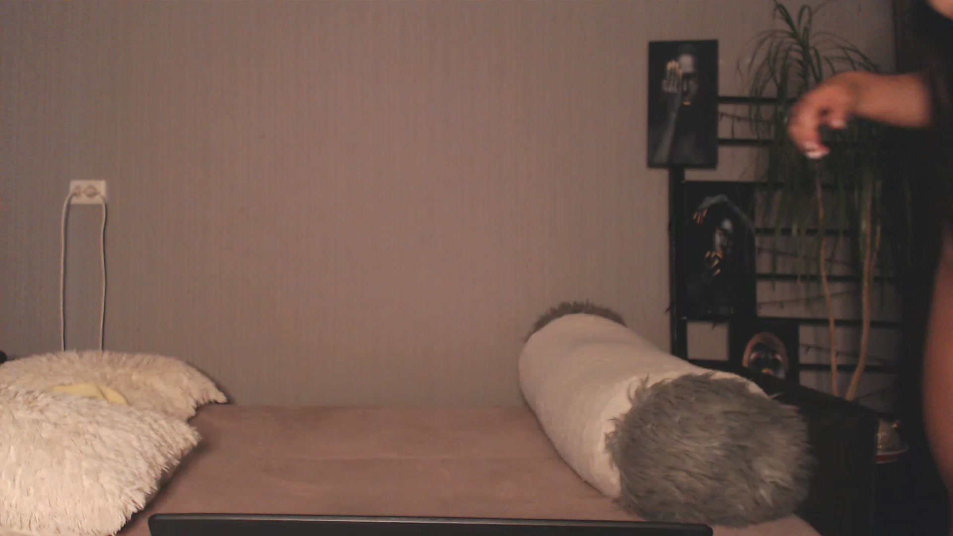 Gallery image thumbnail from MeowNicole's myfreecams stream on, 06/23/2024, 02:38 image 9 of 20