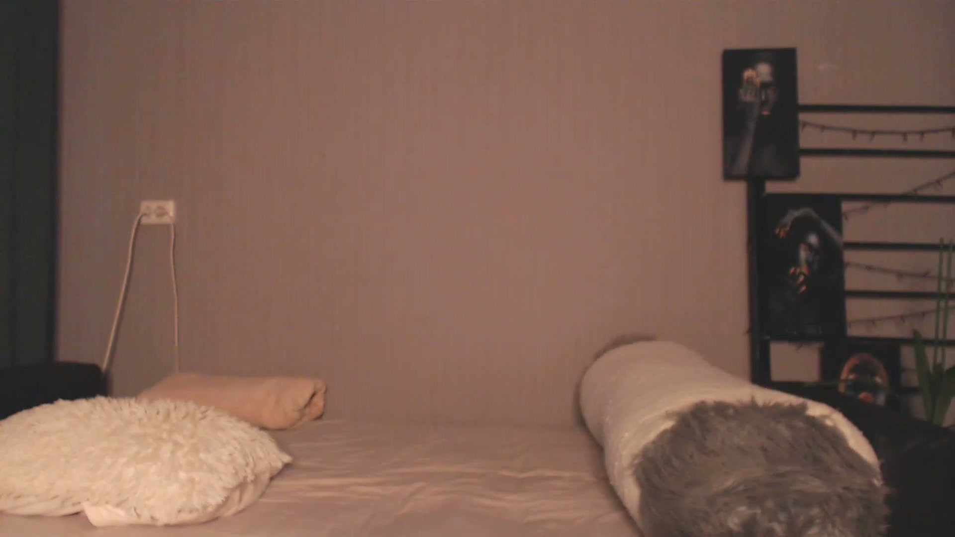 Gallery image thumbnail from MeowNicole's myfreecams stream on, 07/26/2024, 17:58 image 8 of 20