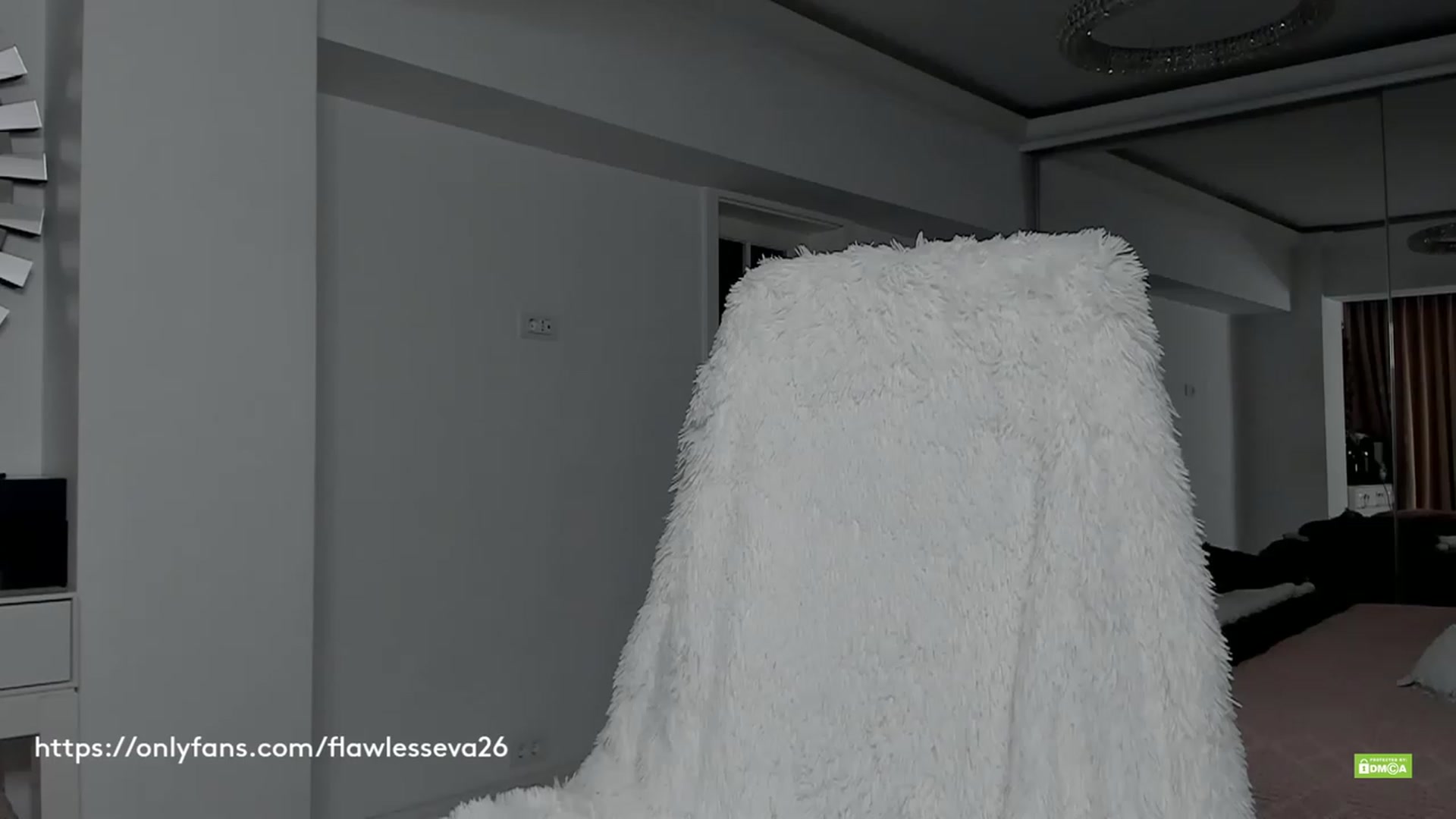 Gallery image thumbnail from Meow_S's myfreecams stream on, 03/22/2023, 20:41 image 10 of 20