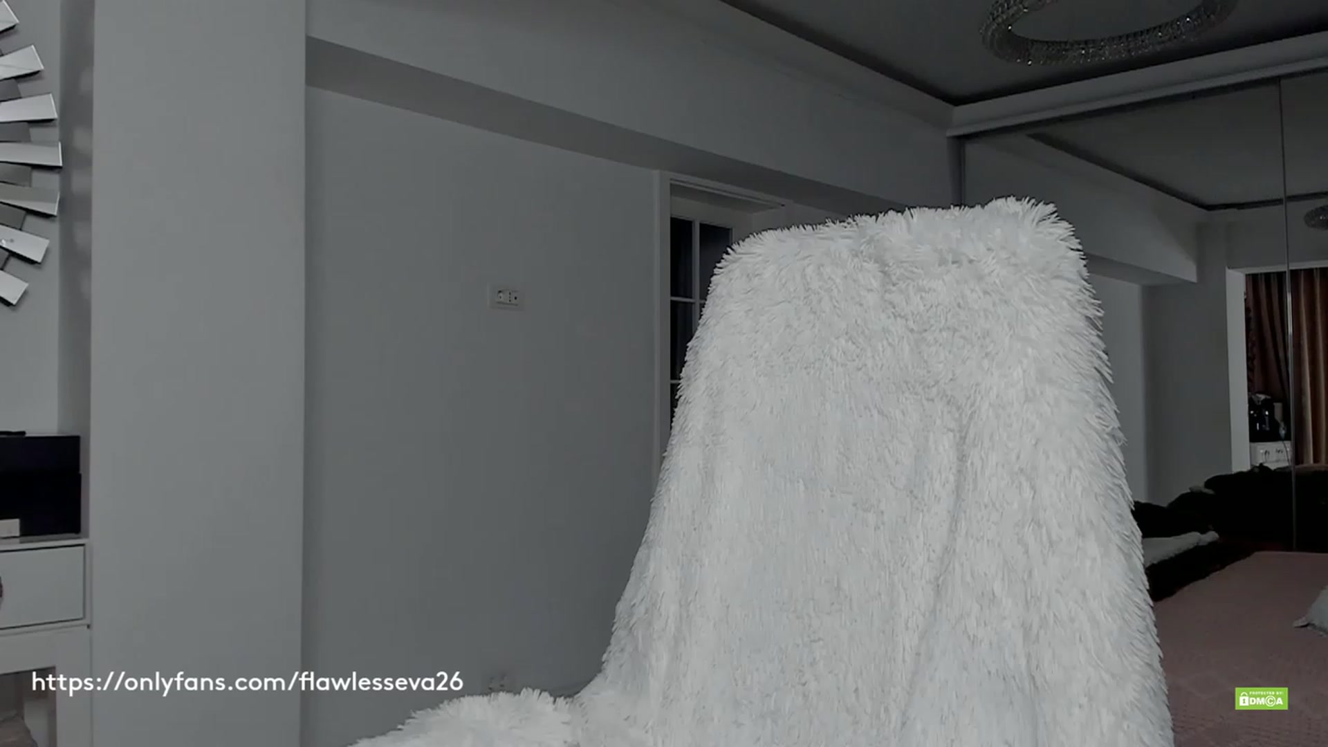 Gallery image thumbnail from Meow_S's myfreecams stream on, 03/22/2023, 20:41 image 3 of 20