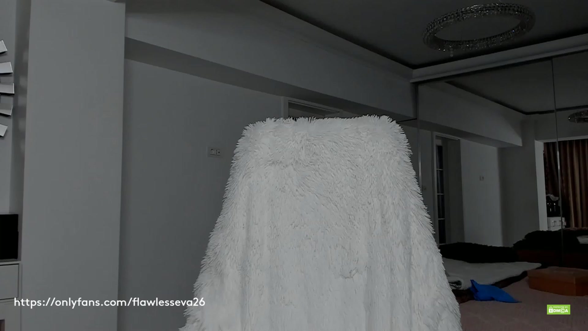 Gallery image thumbnail from Meow_S's myfreecams stream on, 03/27/2023, 24:20 image 8 of 20