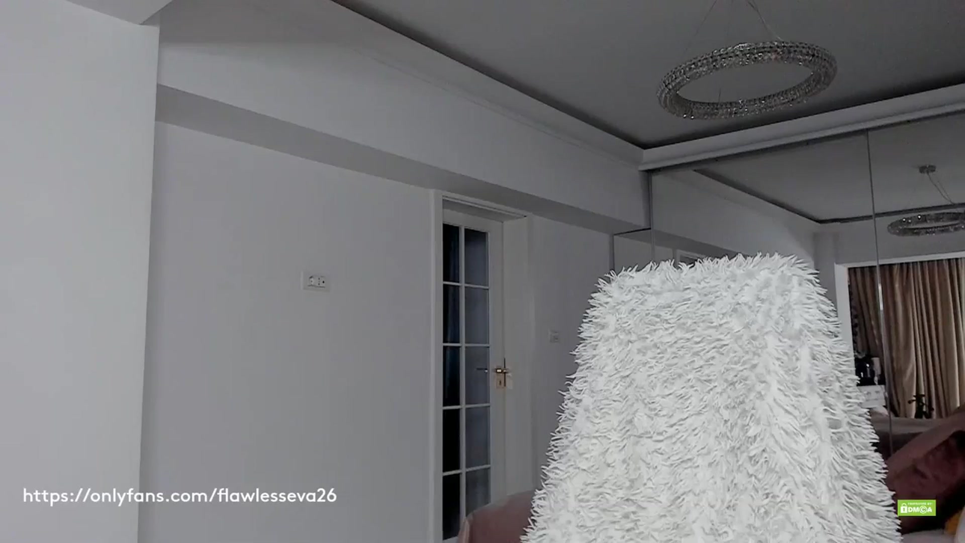 Gallery image thumbnail from Meow_S's myfreecams stream on, 04/11/2024, 19:20 image 5 of 20