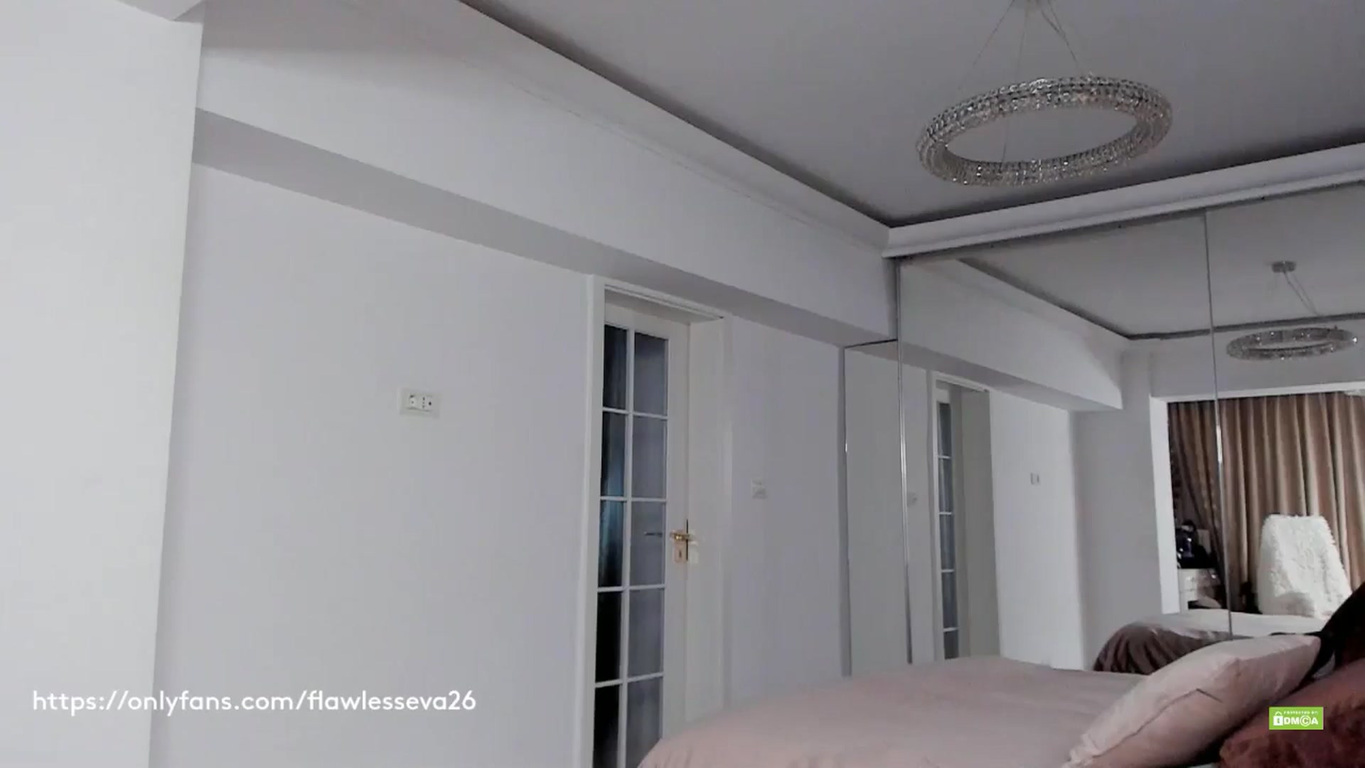 Gallery image thumbnail from Meow_S's myfreecams stream on, 05/19/2024, 21:04 image 5 of 20