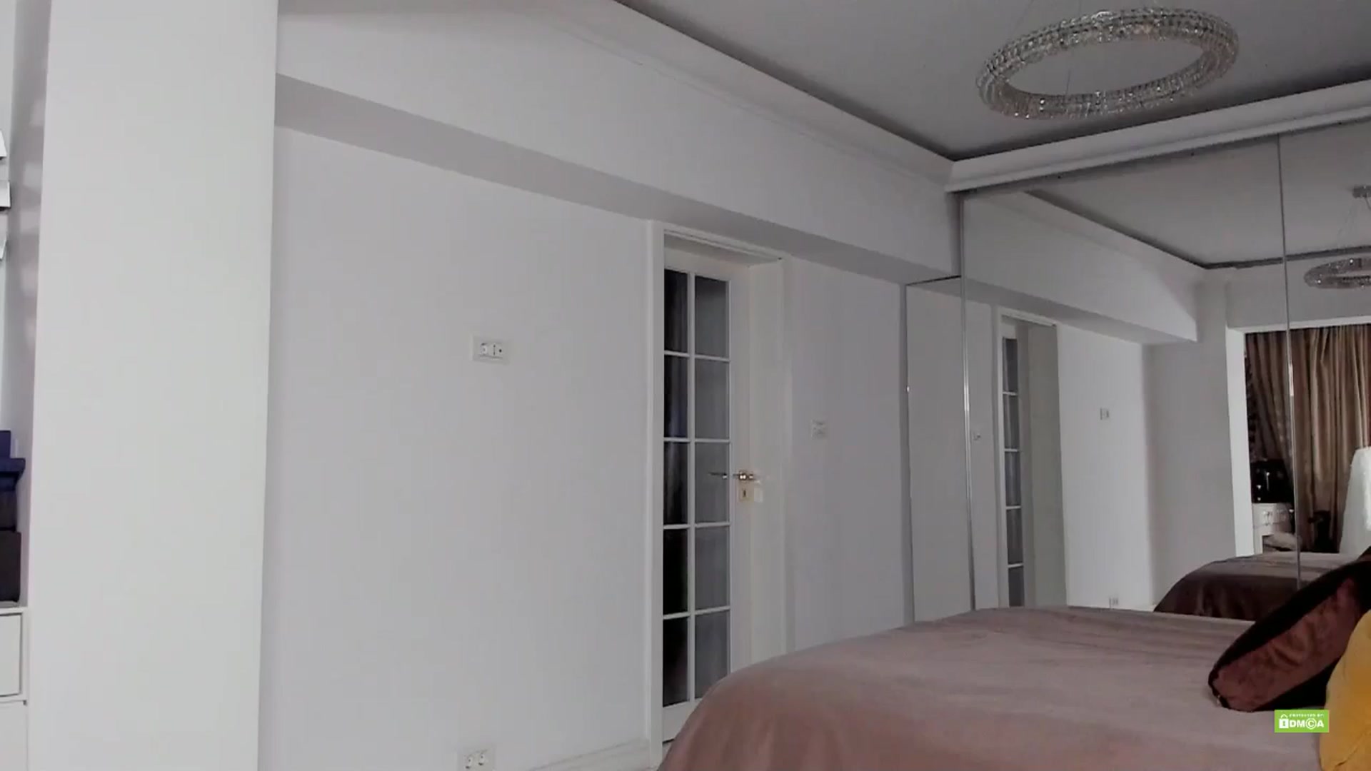 Gallery image thumbnail from Meow_S's myfreecams stream on, 10/12/2024, 18:11 image 14 of 20