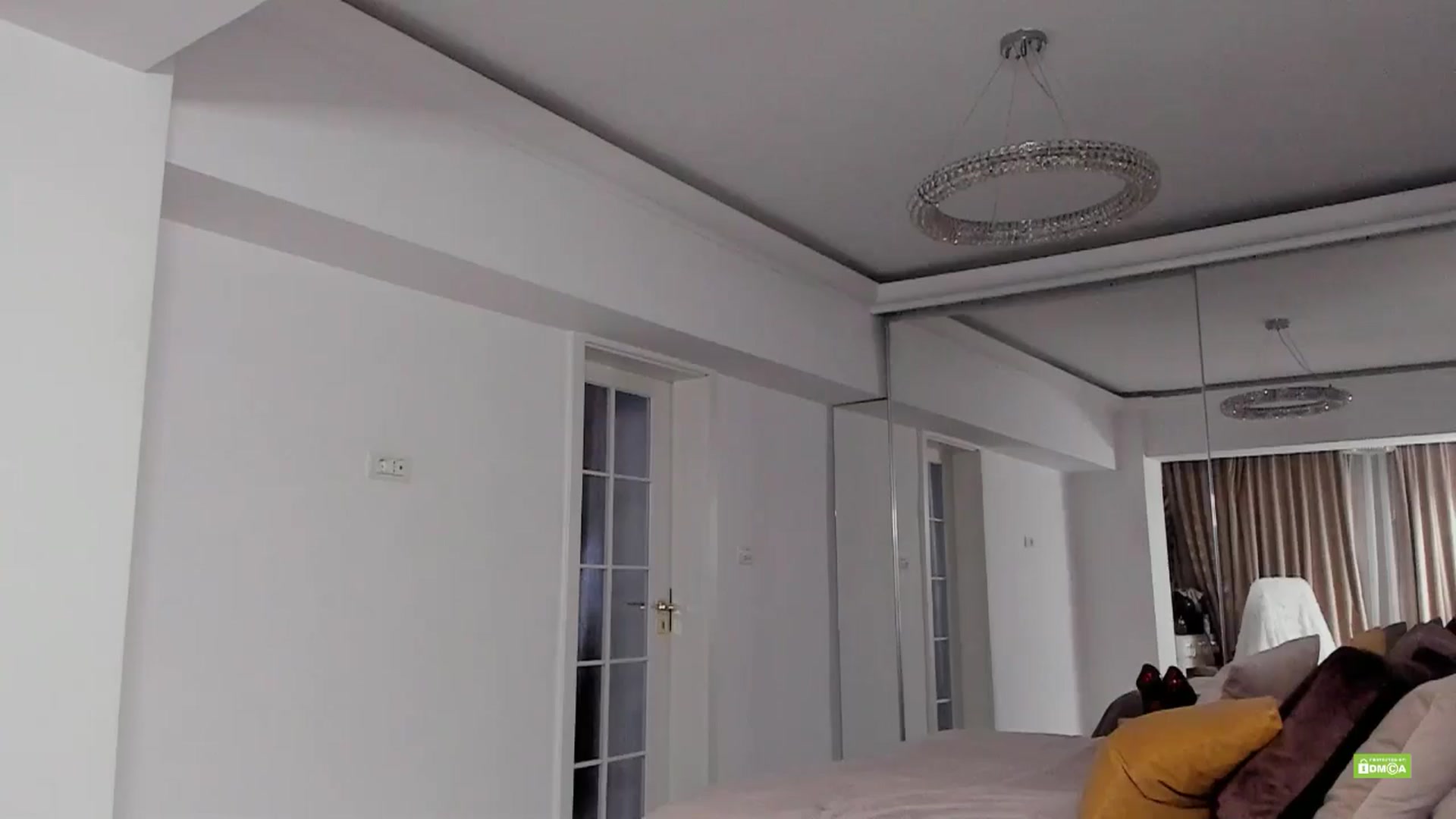 Gallery image thumbnail from Meow_S's myfreecams stream on, 10/31/2024, 21:11 image 18 of 20