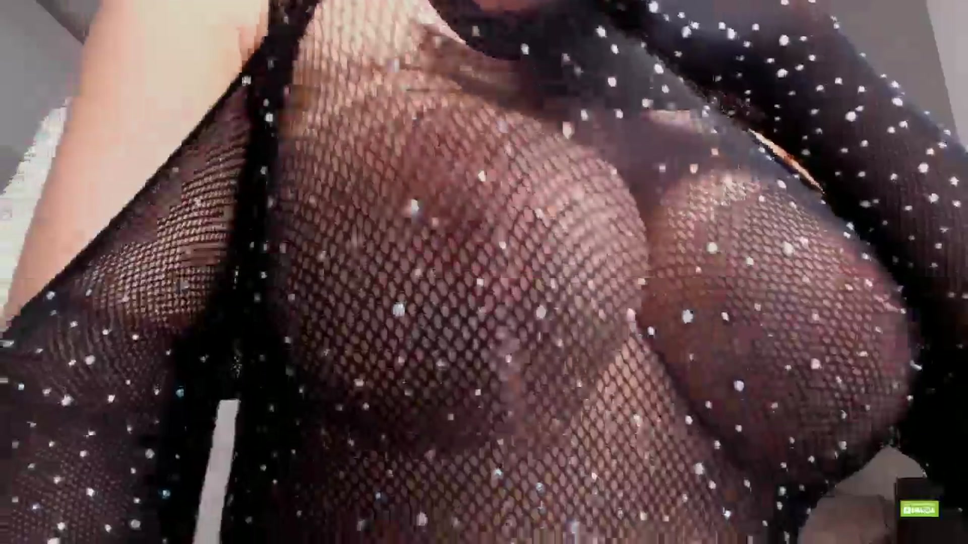 Gallery image thumbnail from Meow_S's myfreecams stream on, 11/16/2024, 23:00 image 11 of 20