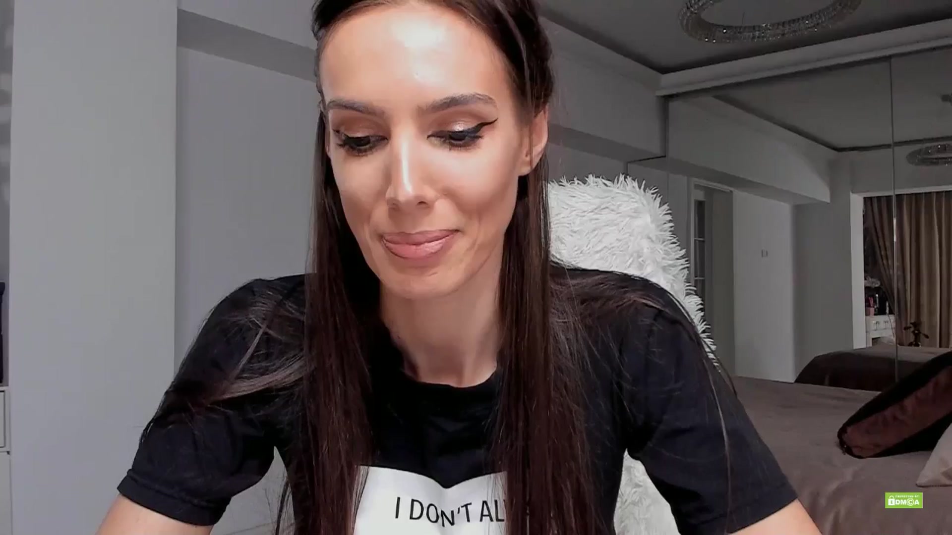 Gallery image thumbnail from Meow_S's myfreecams stream on, 12/07/2024, 23:53 image 7 of 20