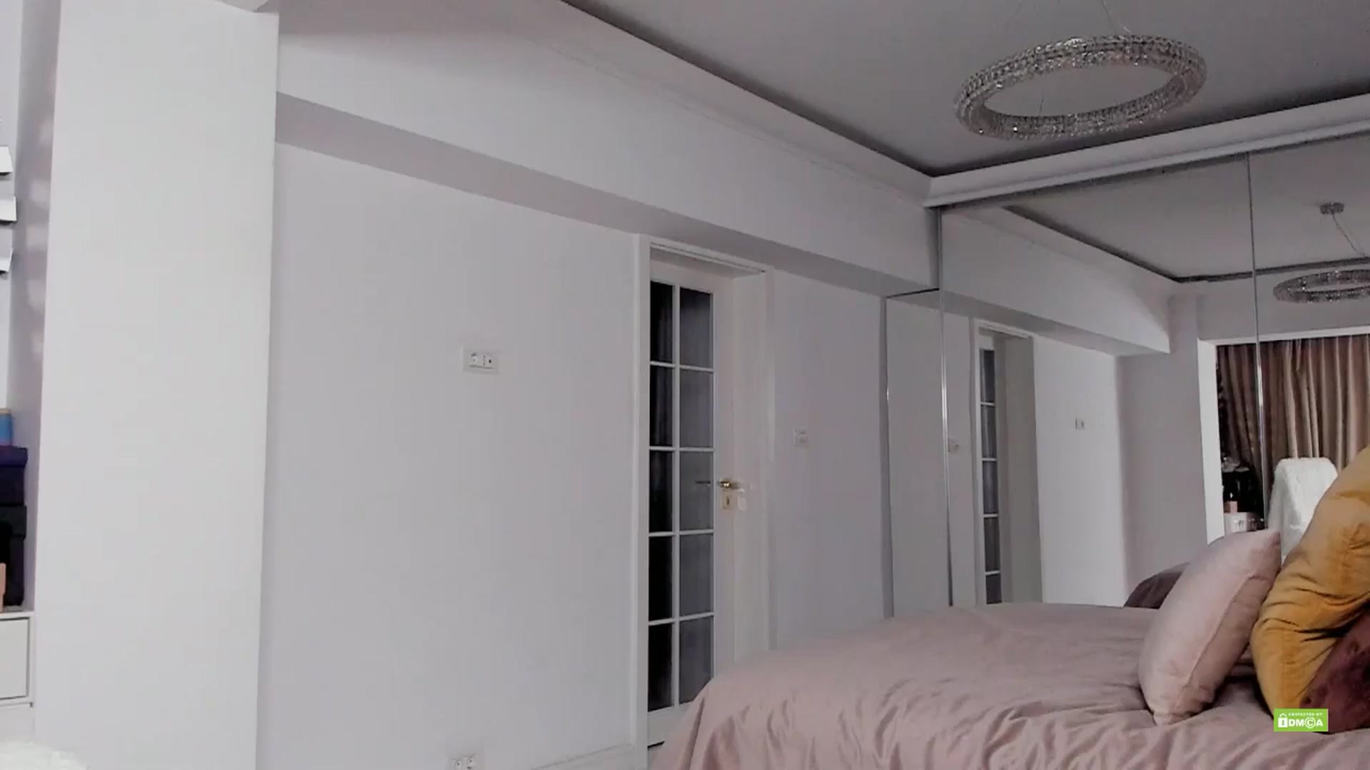 Gallery image thumbnail from Meow_S's myfreecams stream on, 03/03/2025, 20:50 image 10 of 20