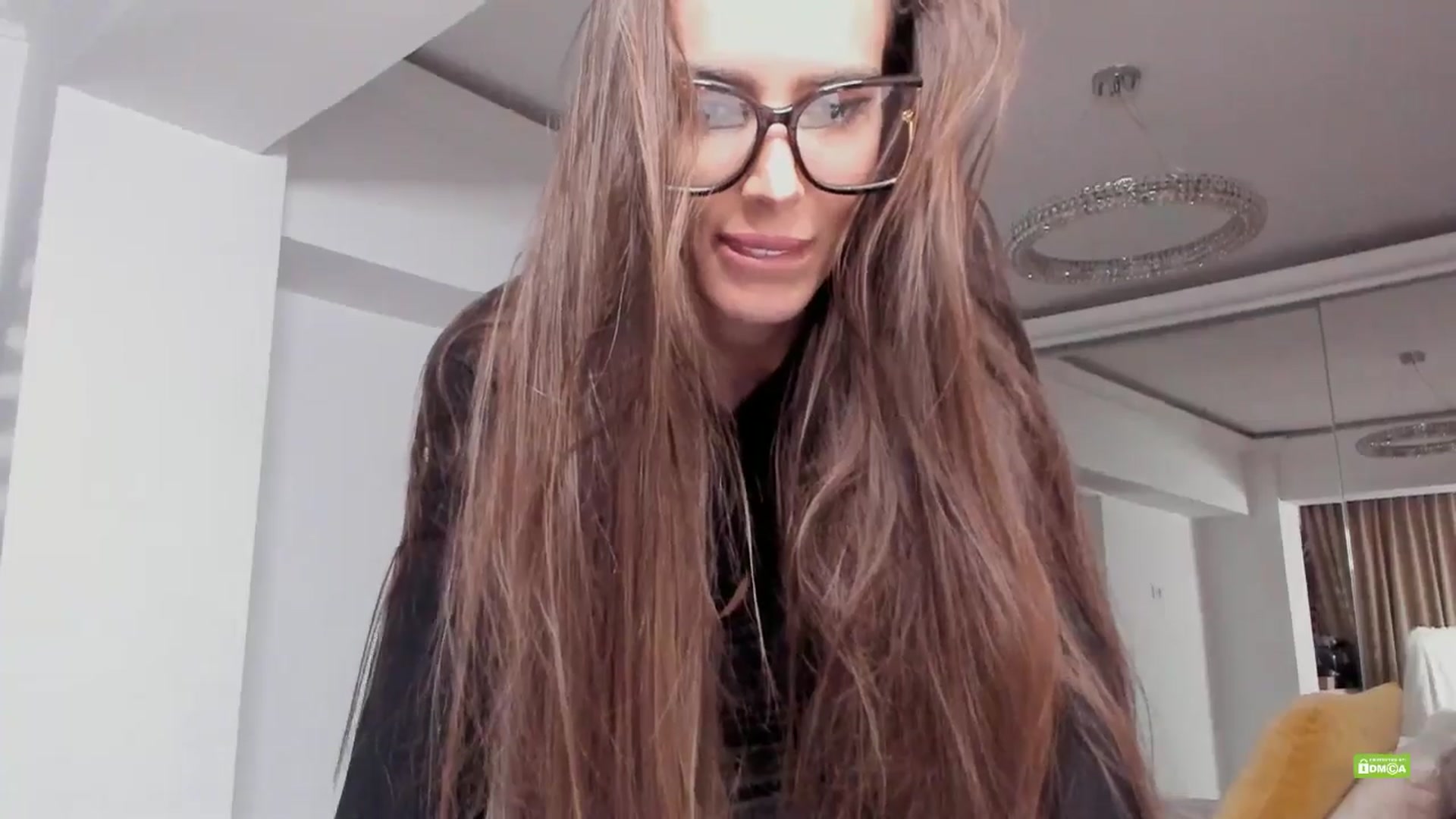 Gallery image thumbnail from Meow_S's myfreecams stream on, 03/26/2025, 22:22 image 11 of 20