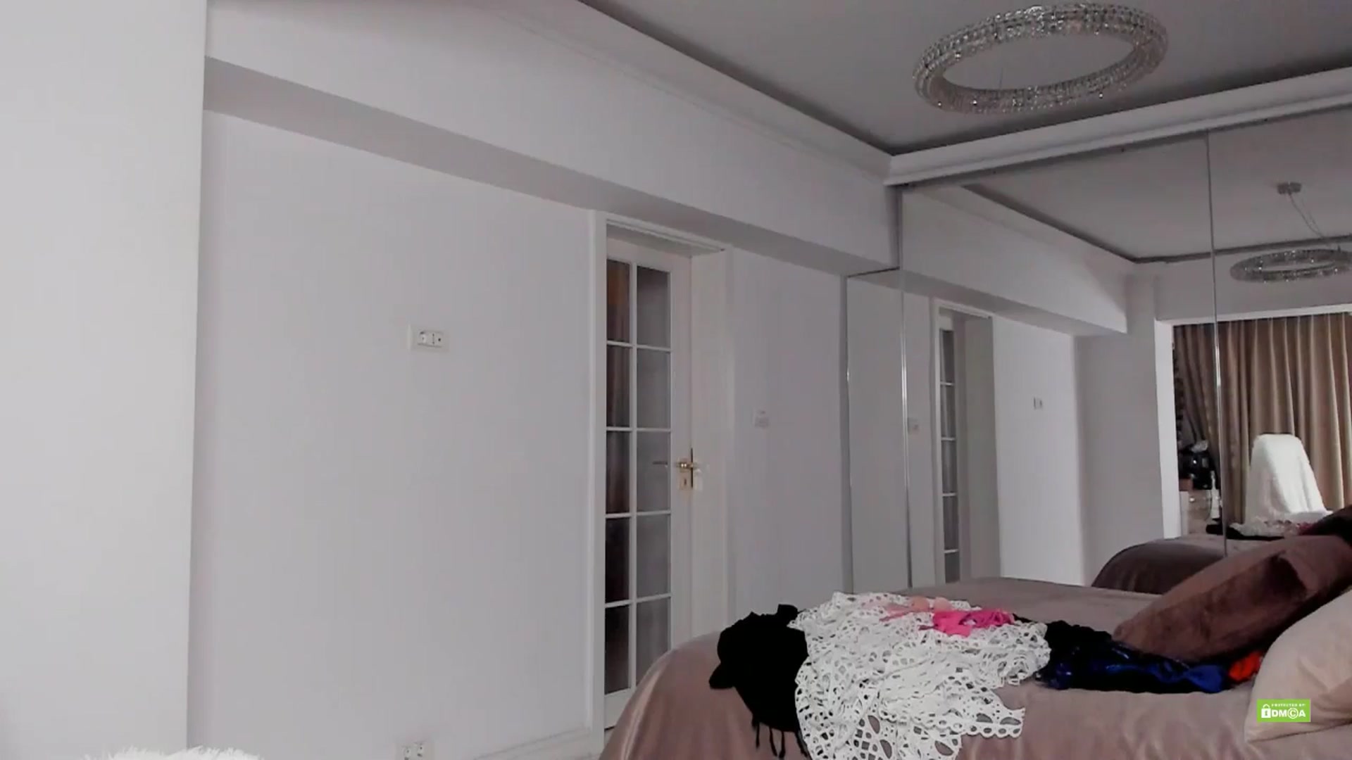 Gallery image thumbnail from Meow_S's myfreecams stream on, 03/29/2025, 24:01 image 11 of 20