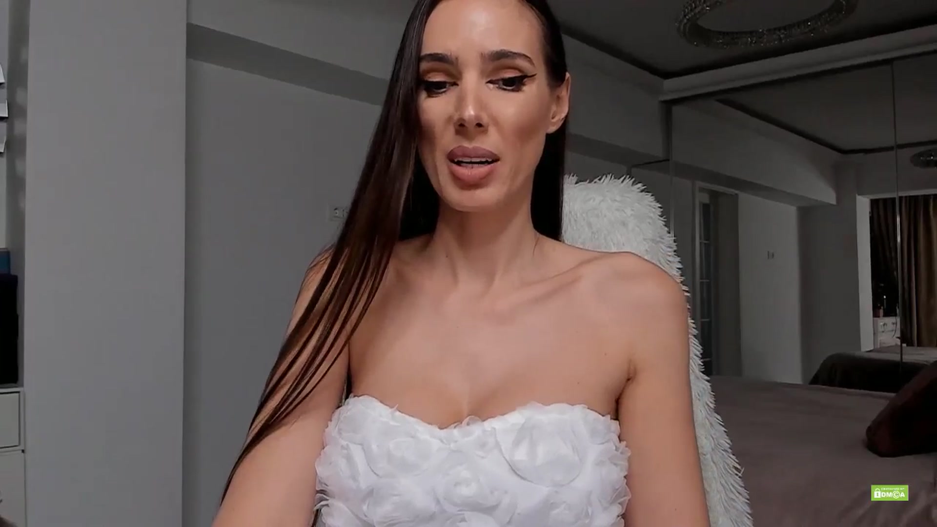 Gallery image thumbnail from Meow_S's myfreecams stream on, 03/30/2025, 24:16 image 6 of 20