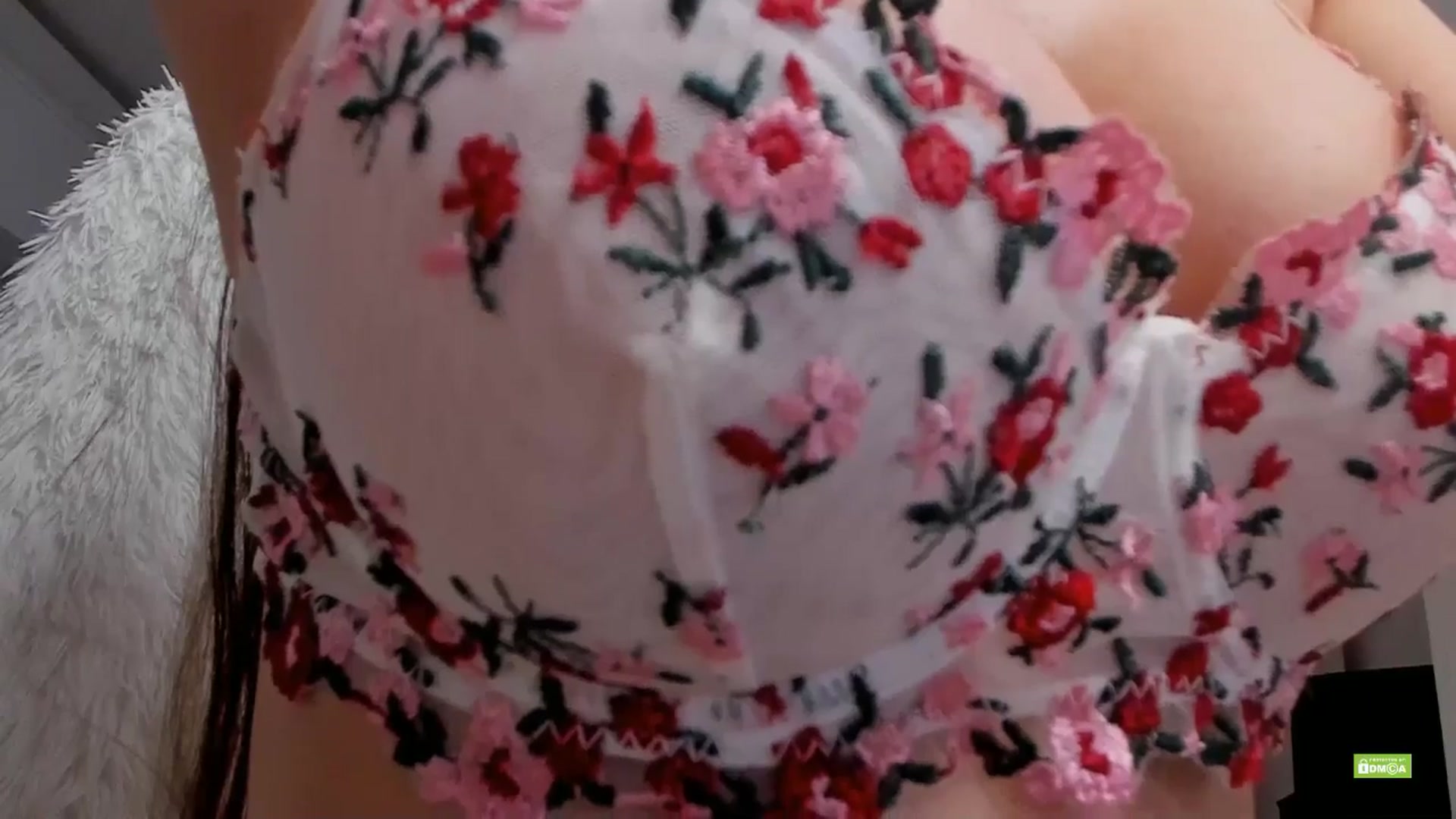 Gallery image thumbnail from Meow_S's myfreecams stream on, 05/15/2025, 21:43 image 2 of 20