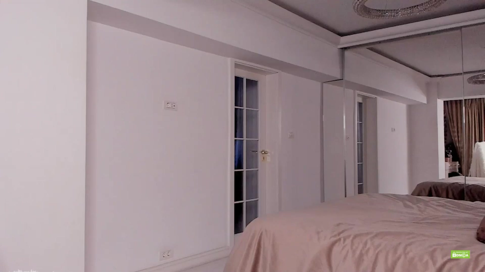 Gallery image thumbnail from Meow_S's myfreecams stream on, 09/08/2025, 19:27 image 19 of 20