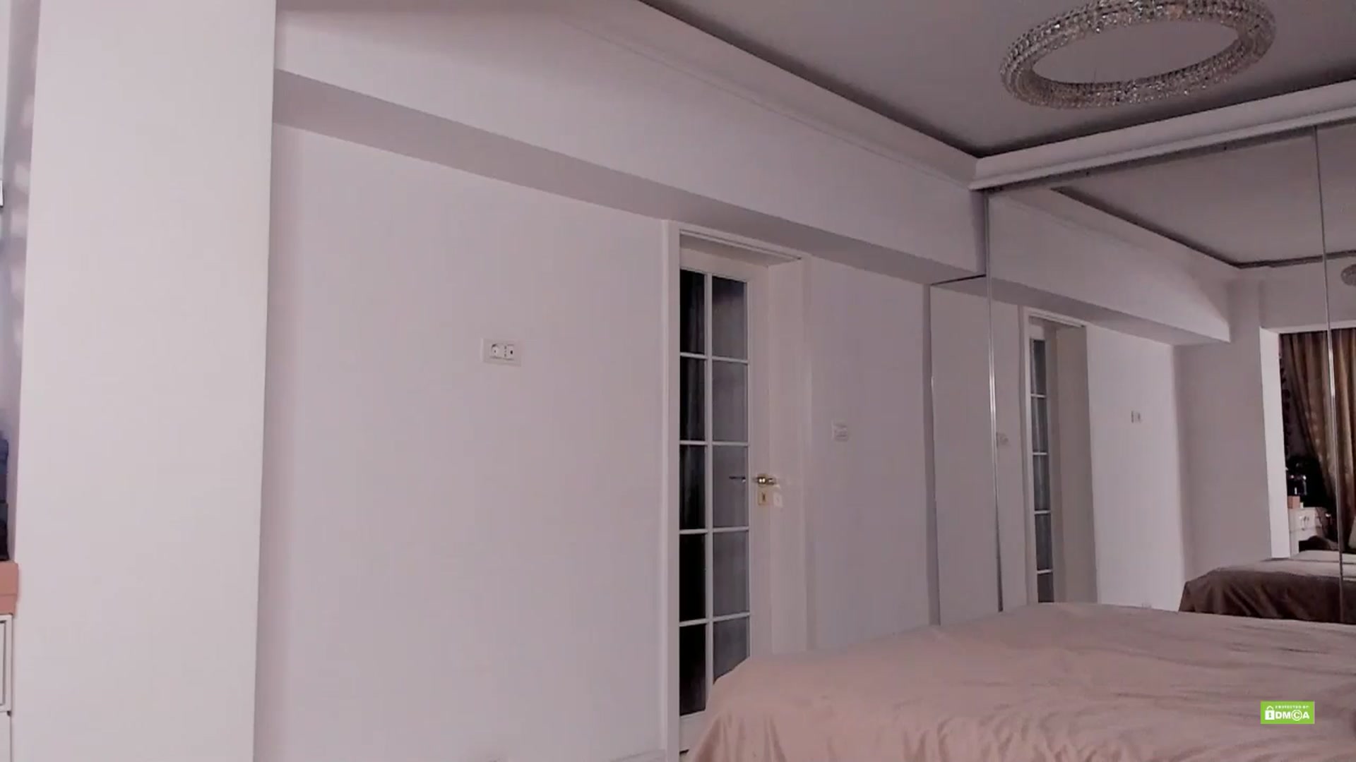 Gallery image thumbnail from Meow_S's myfreecams stream on, 09/18/2025, 20:21 image 16 of 20